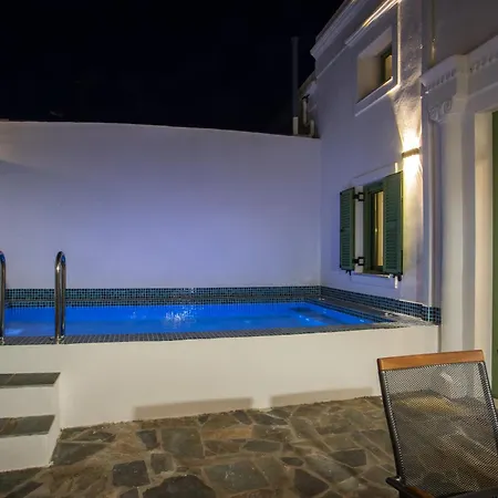 Nouvelle15 Cozy House With Private Pool Ferienhaus