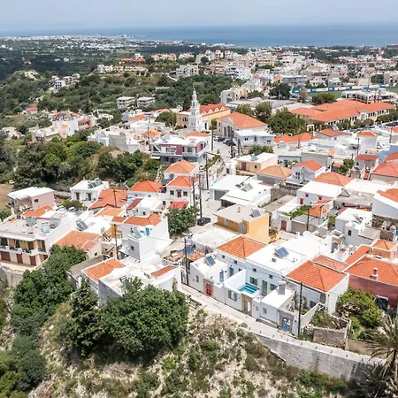 Casa de Férias Nouvelle15 Cozy House With Private Pool