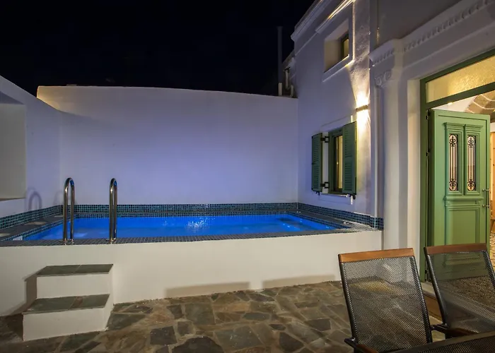 Nouvelle15 Cozy House With Private Pool بيت للعطل